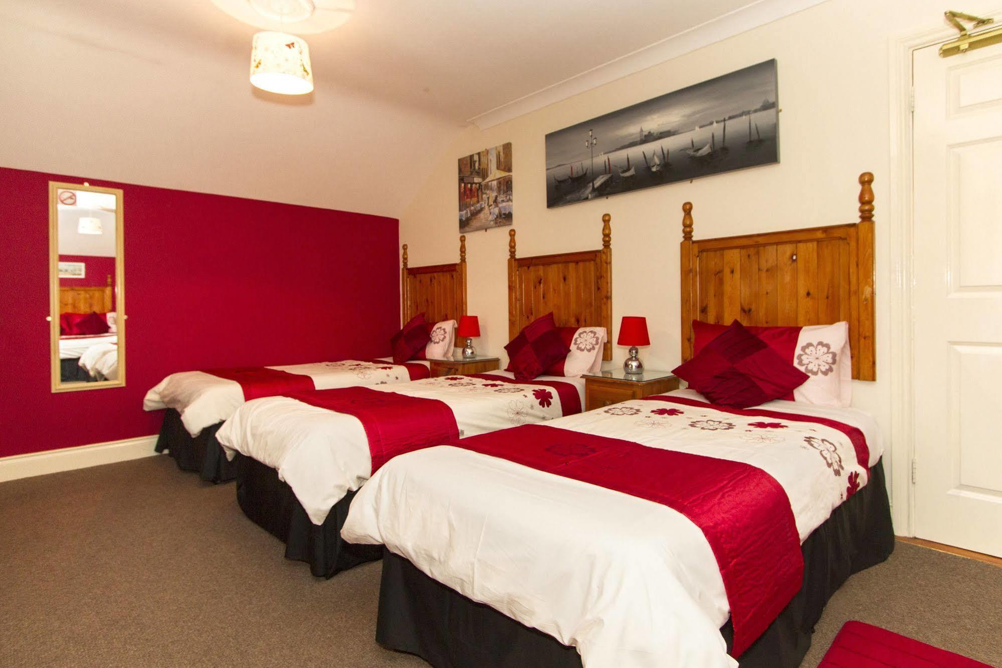 Augusta 4* Westport